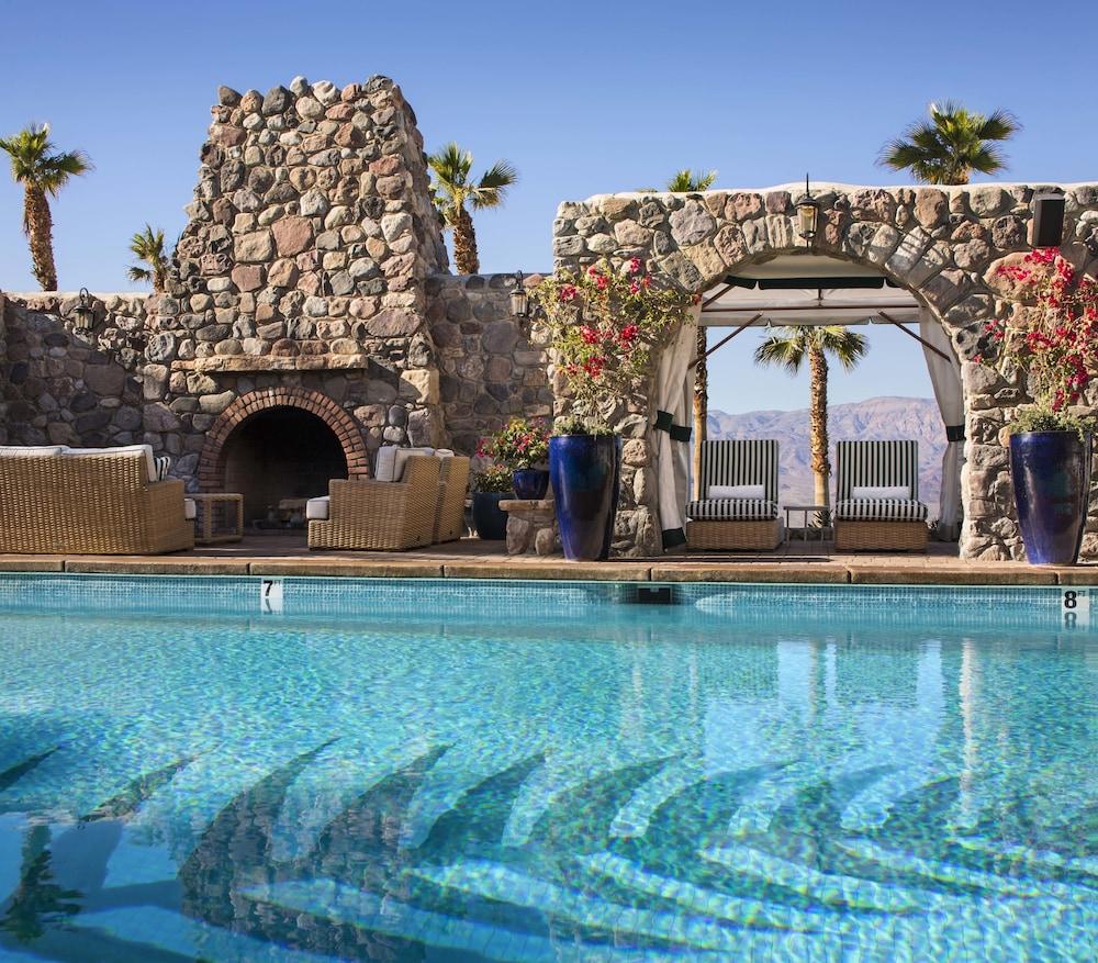 The Inn At Indian Village מראה חיצוני תמונה The pool at the Ace Hotel Palm Springs